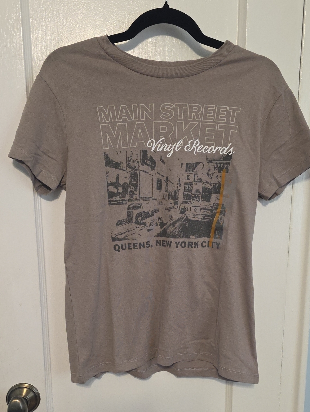 Main Street Market Vinyl Records Graphic Tee - Taupe